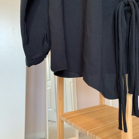 WILFRED BLACK BLOUSE SILKY MATERIAL SIZE XS - Picture 3 of 10